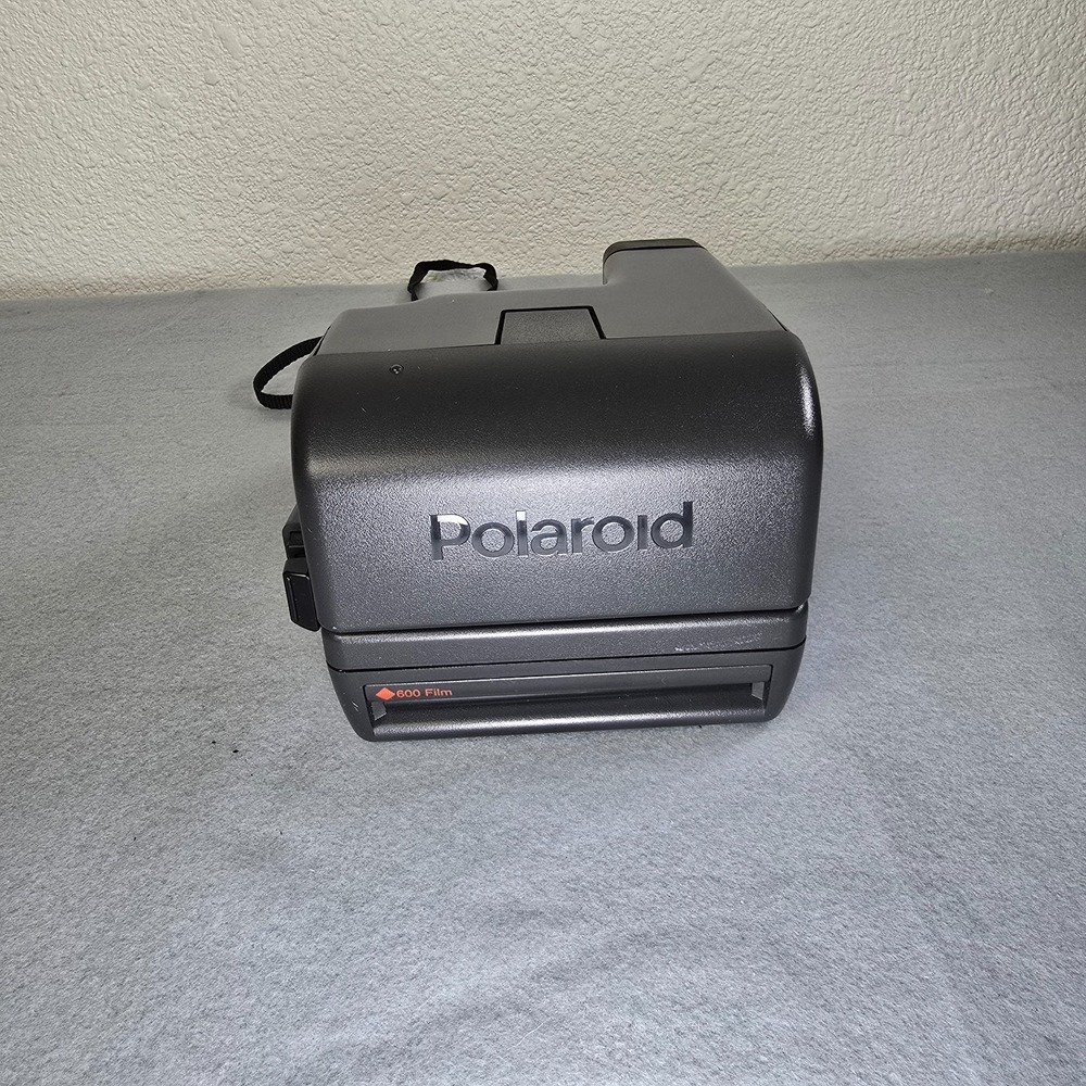 VTG Polaroid OneStep Close Up 600 Series Box Type Instant Camera Black Foldable